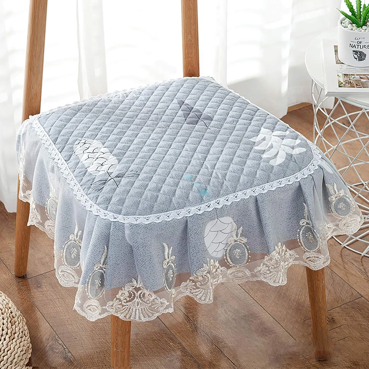 1 Pc Lace Ruffled Dining Chair Cushion,Non Slip Seat Cushions with Ties,Square Stool Chair Pad Home Decor Luxury Warm Soft Cushion-D 43x45cm(17x17.7inch)
