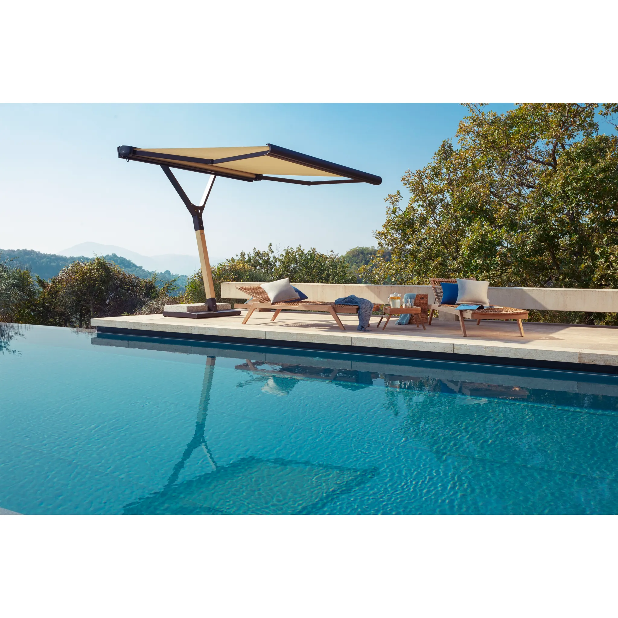 Adjustable Garden Umbrella | Unopiu Salento