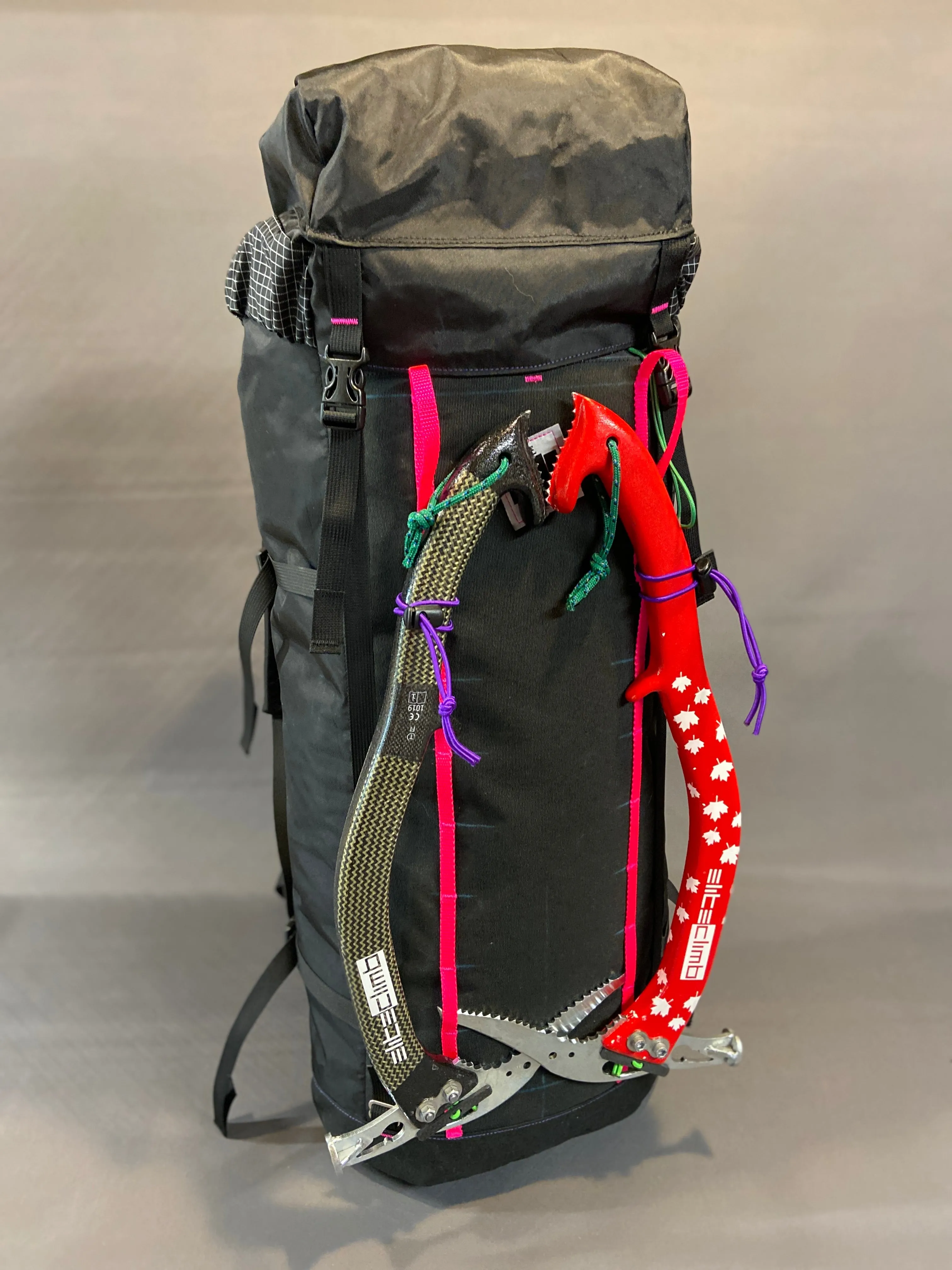 Alpine Machine 30- 50 Liter Pack