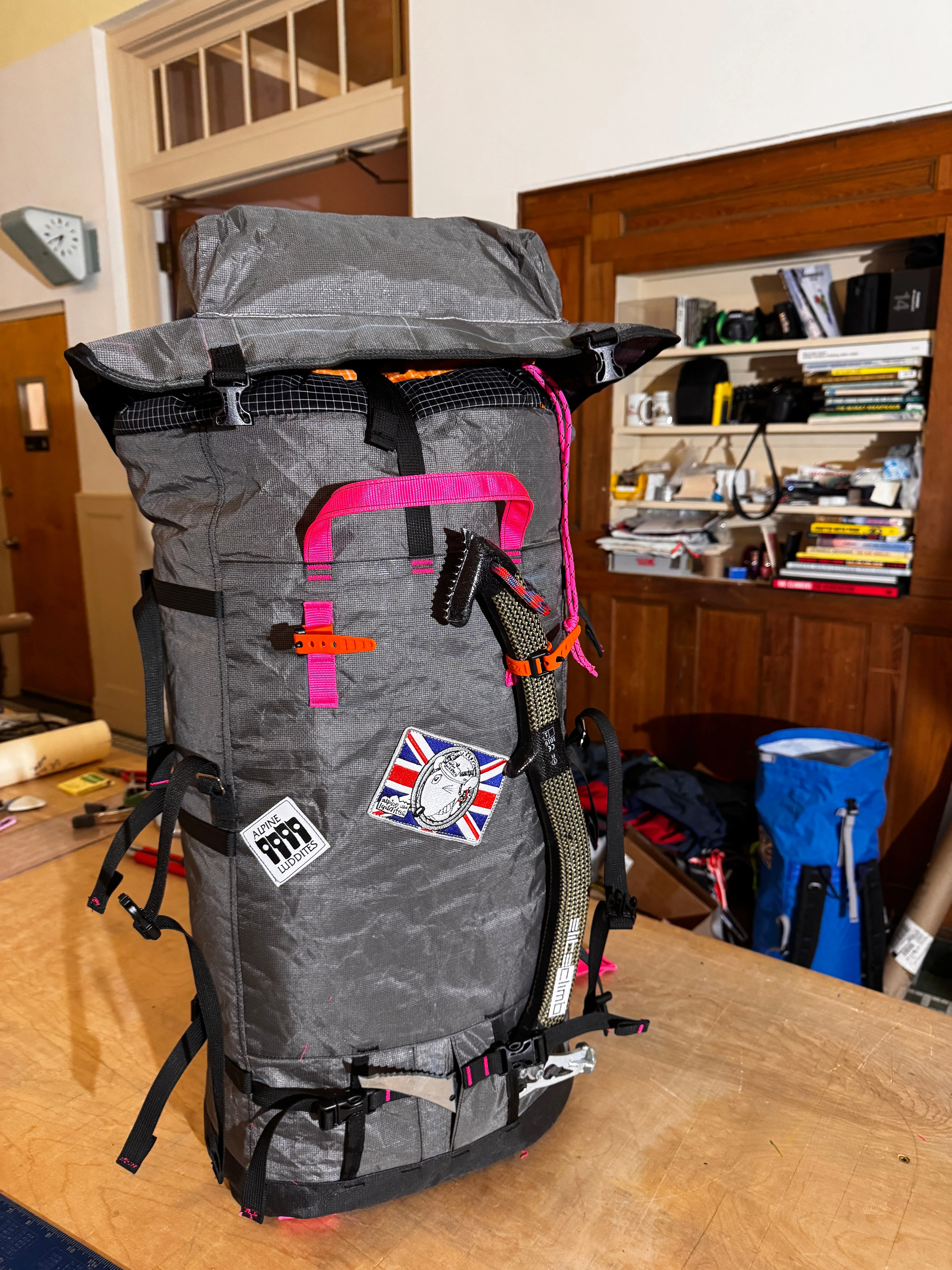 Alpine Machine 30- 50 Liter Pack
