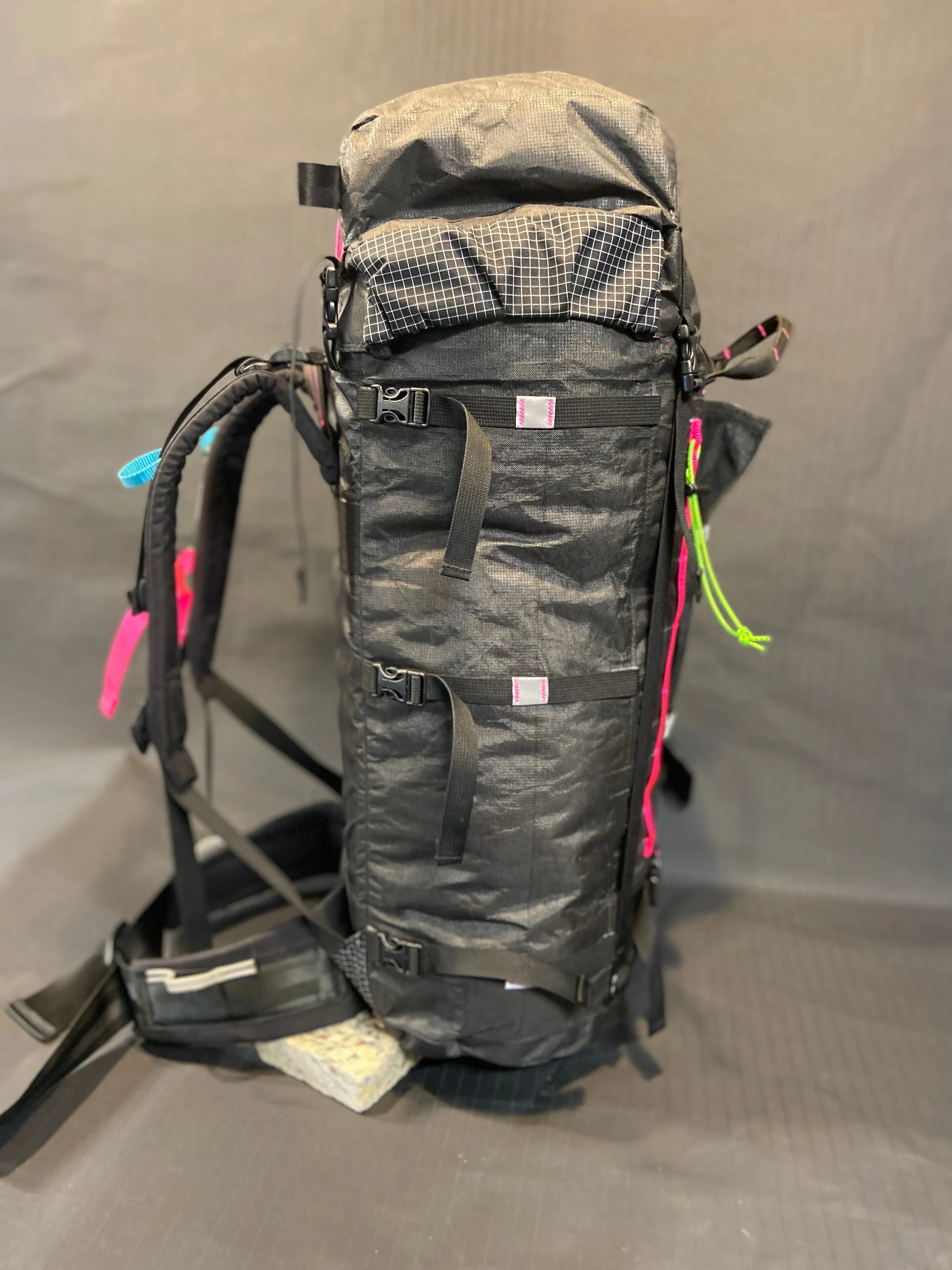 Alpine Machine 30- 50 Liter Pack