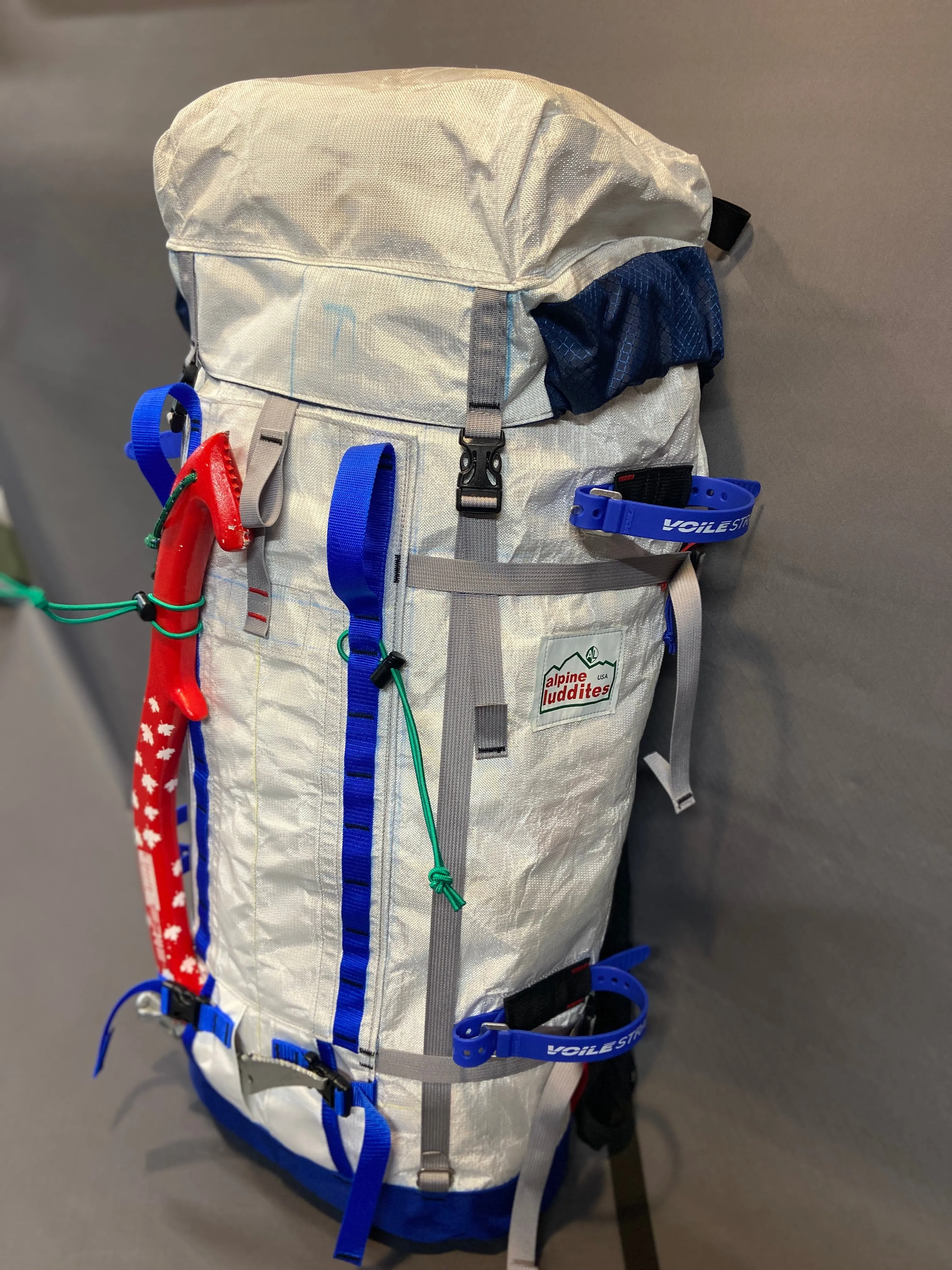 Alpine Machine 30- 50 Liter Pack