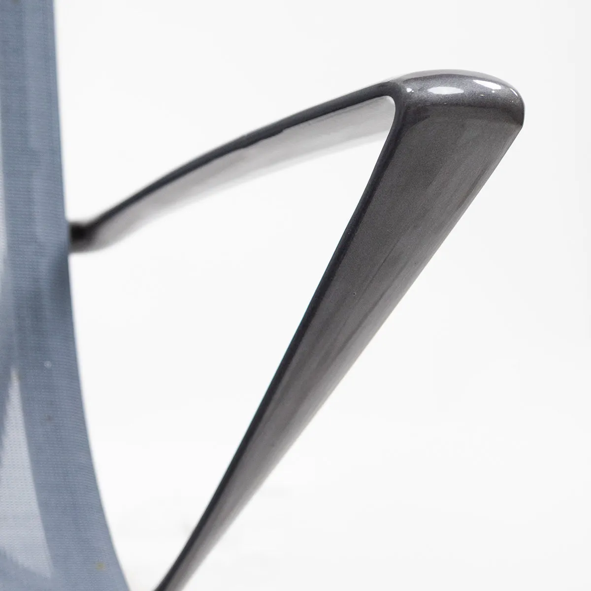 Armframe 438 Anthracite Chair