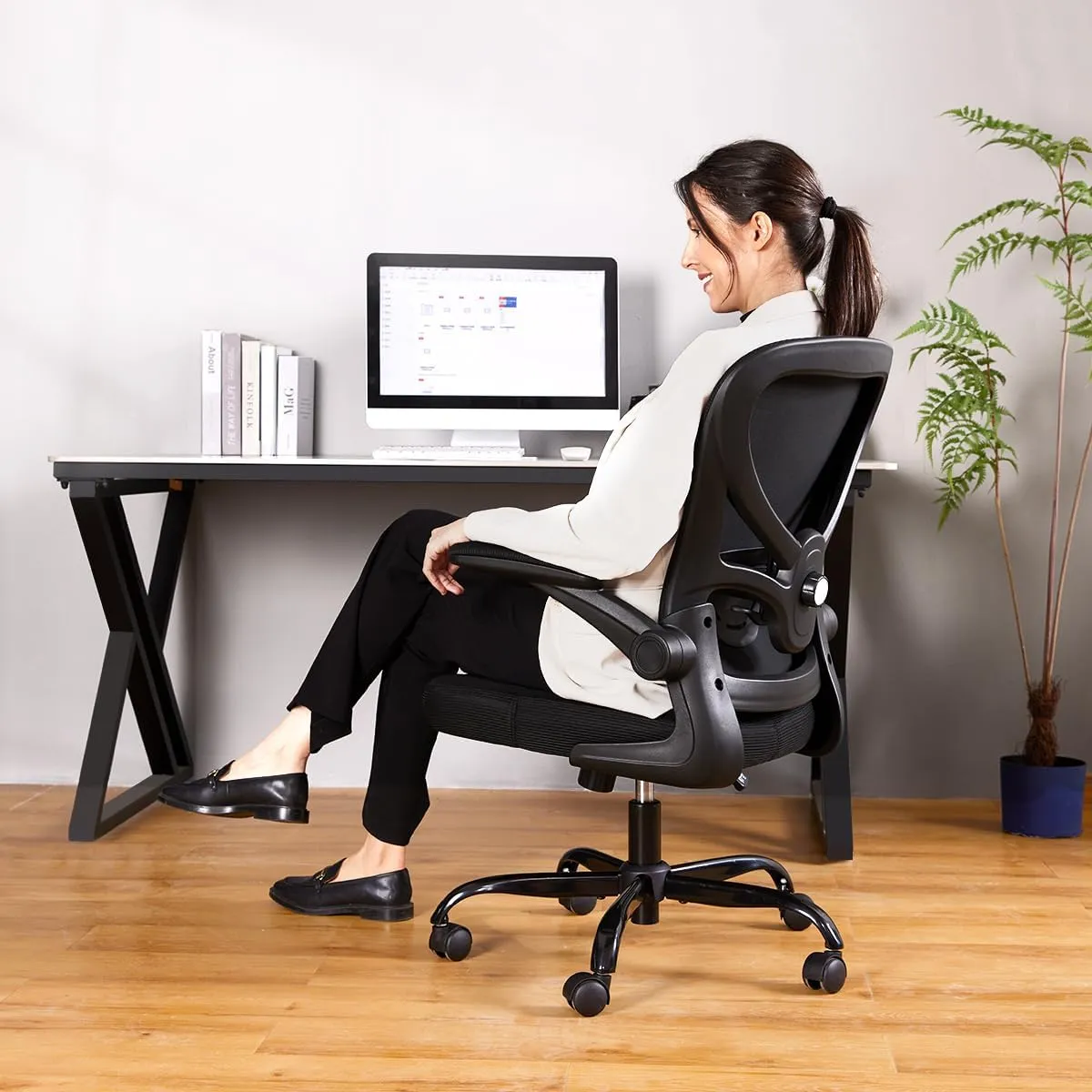 Ergonomic Office Chair, Breathable Mesh Computer Desk Chair with Adjustable Lumbar Support, Swivel with Flip-up Armrests, 350LBS Capacity - Design for Home/Offices - Black