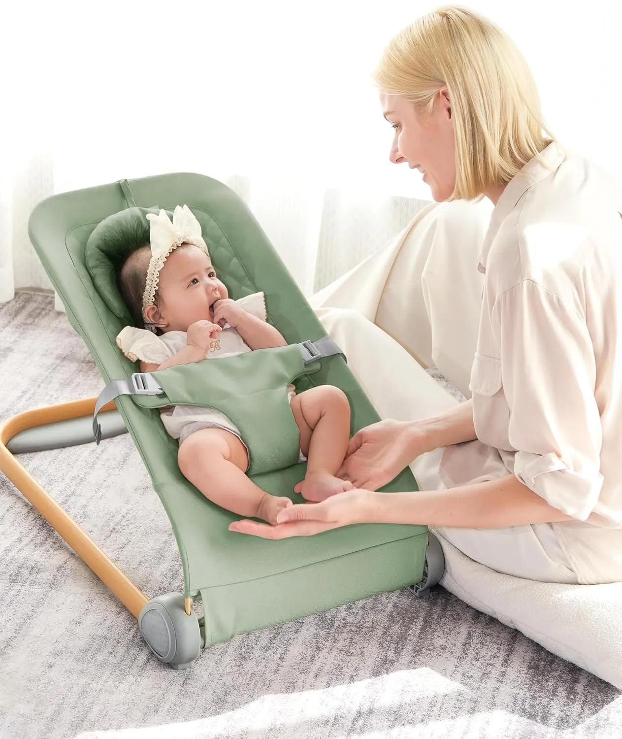 Fodoss Baby Bouncer, Portable Bouncer Seat for Infants, Ergonomic Design Baby Bouncer Chair, Bouncer for Babies 0-12 Month-Green