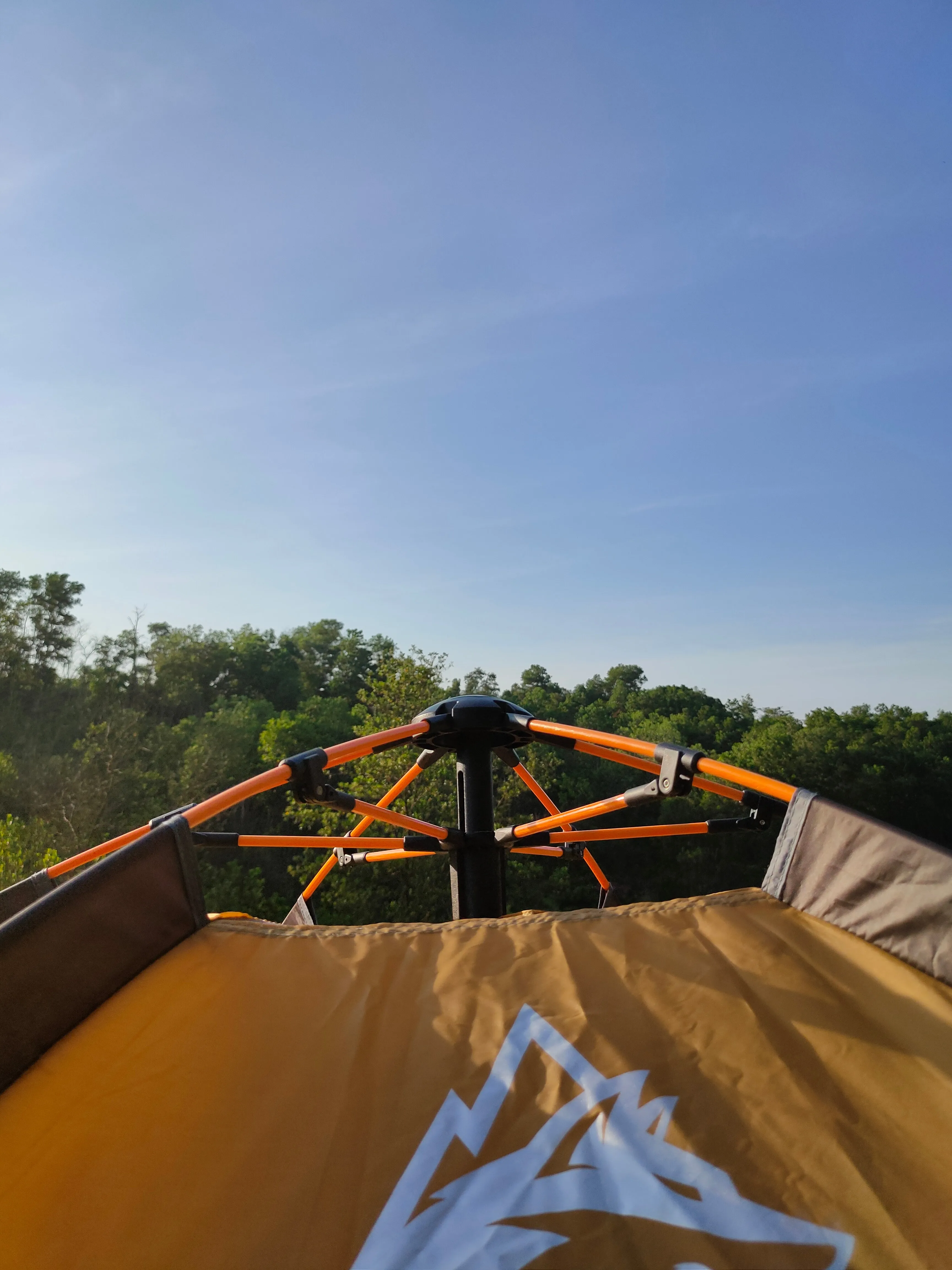Hewolf Automatic 4 person Hexa Tent - Camel