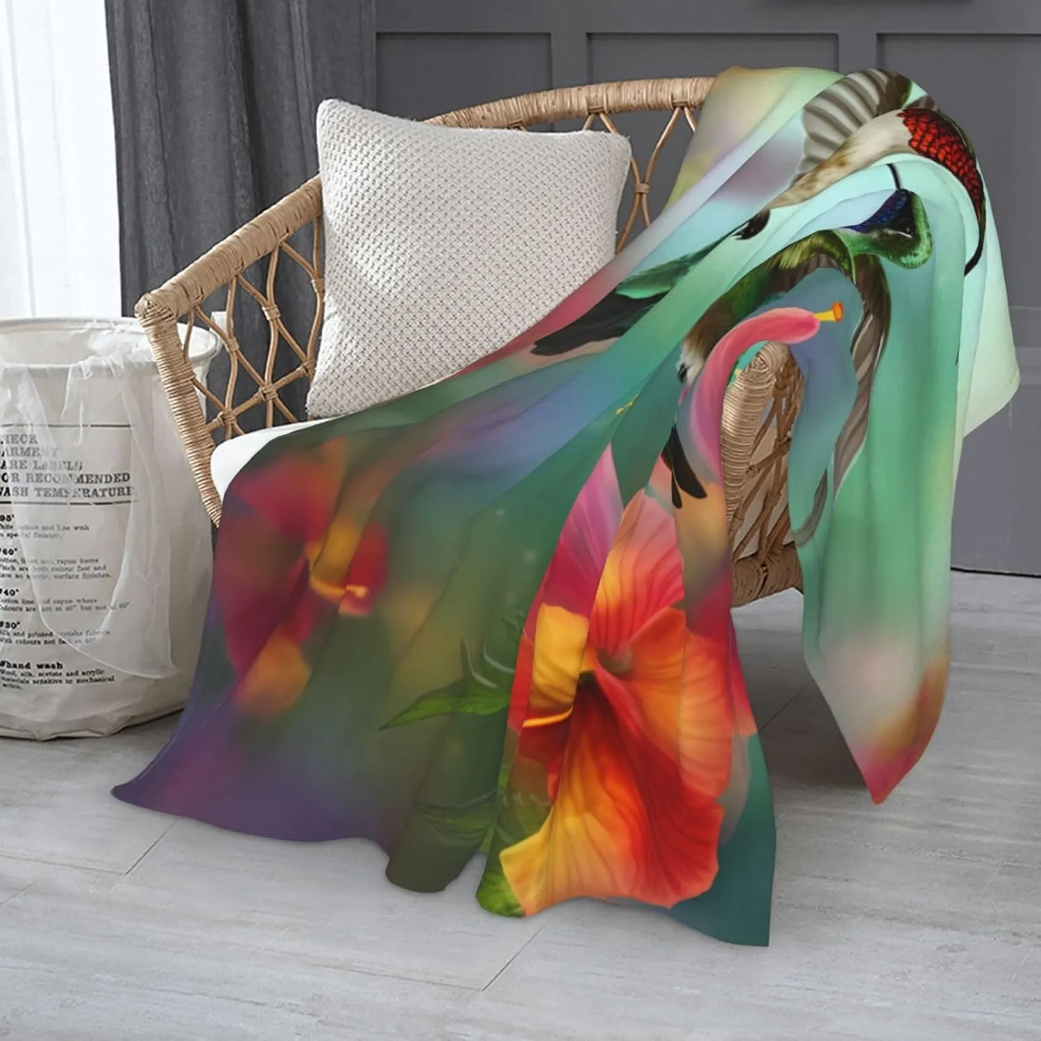 Hummingbirds Flowers Throw Blankets，Floral Soft Fleece Blanket 50"X40" Couch Cover for Bed Sofa Chair Camping Travel