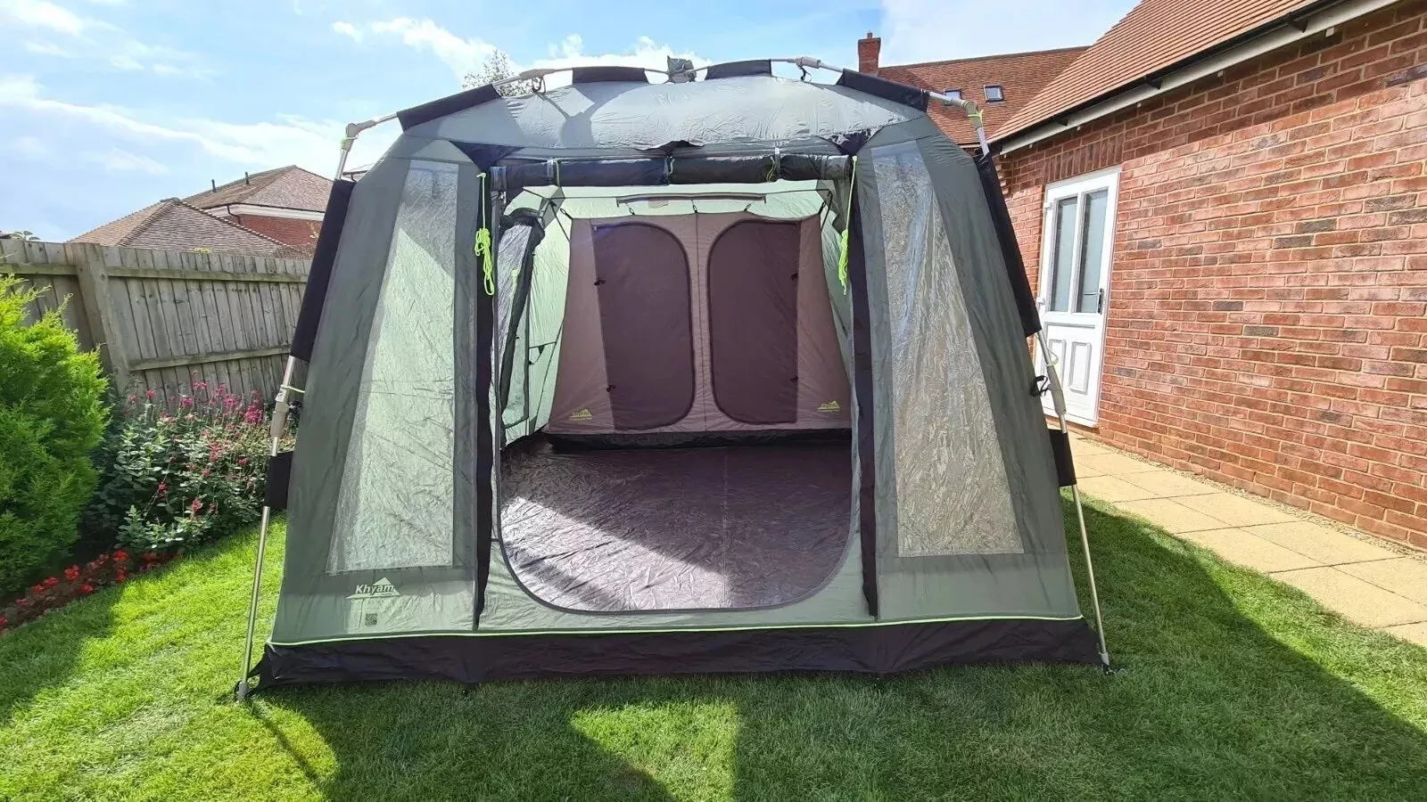 Khyam Chatsworth Plus 4 Berth Tent in Green with Black Trim