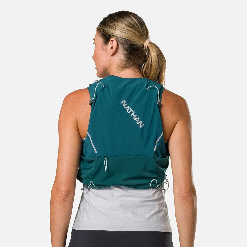 Nathan Women's Pinnacle Pro 6L Hydration Pack