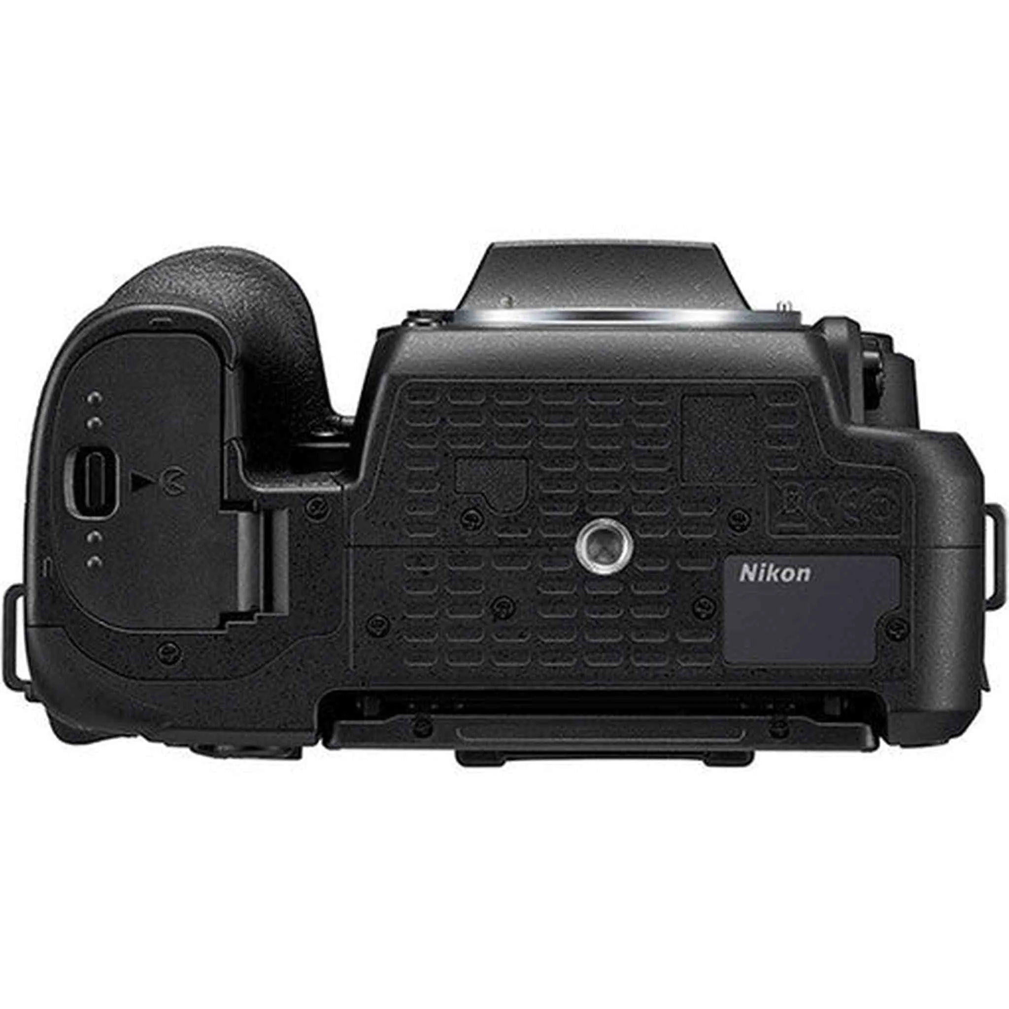 Nikon D7500 DSLR Camera Starter Bundle 01