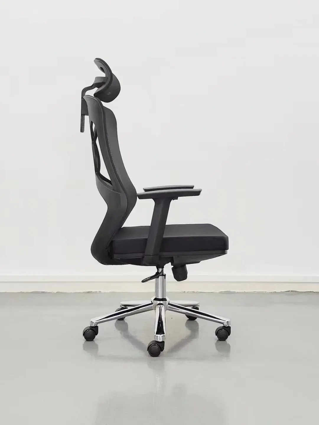 Office Mesh Chair with Ergonomic Design with Adjustable Height and Lumbar Support - Revolving Base, Premium Quality & Adjustable Headrest, and Backrest