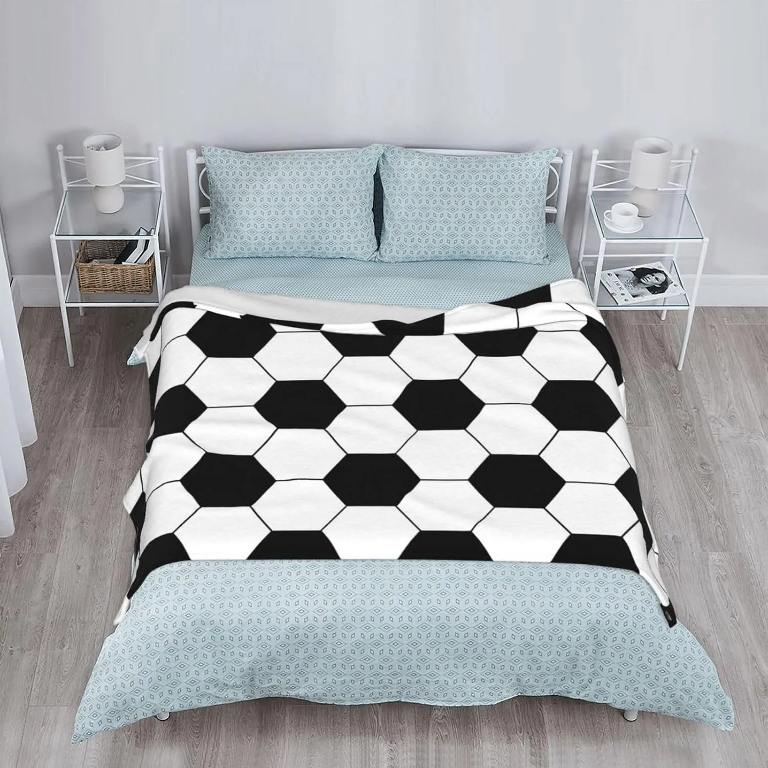 Soccer Throw Blanket, 320gsm Kids Blanket Fluffy Cozy Soft Warm Plush Lightweight Decorative Blanket Gifts for Boys Girls Women Men Baby, Blankets Quilt for Bed Sofa Chair Couch(60"x50")