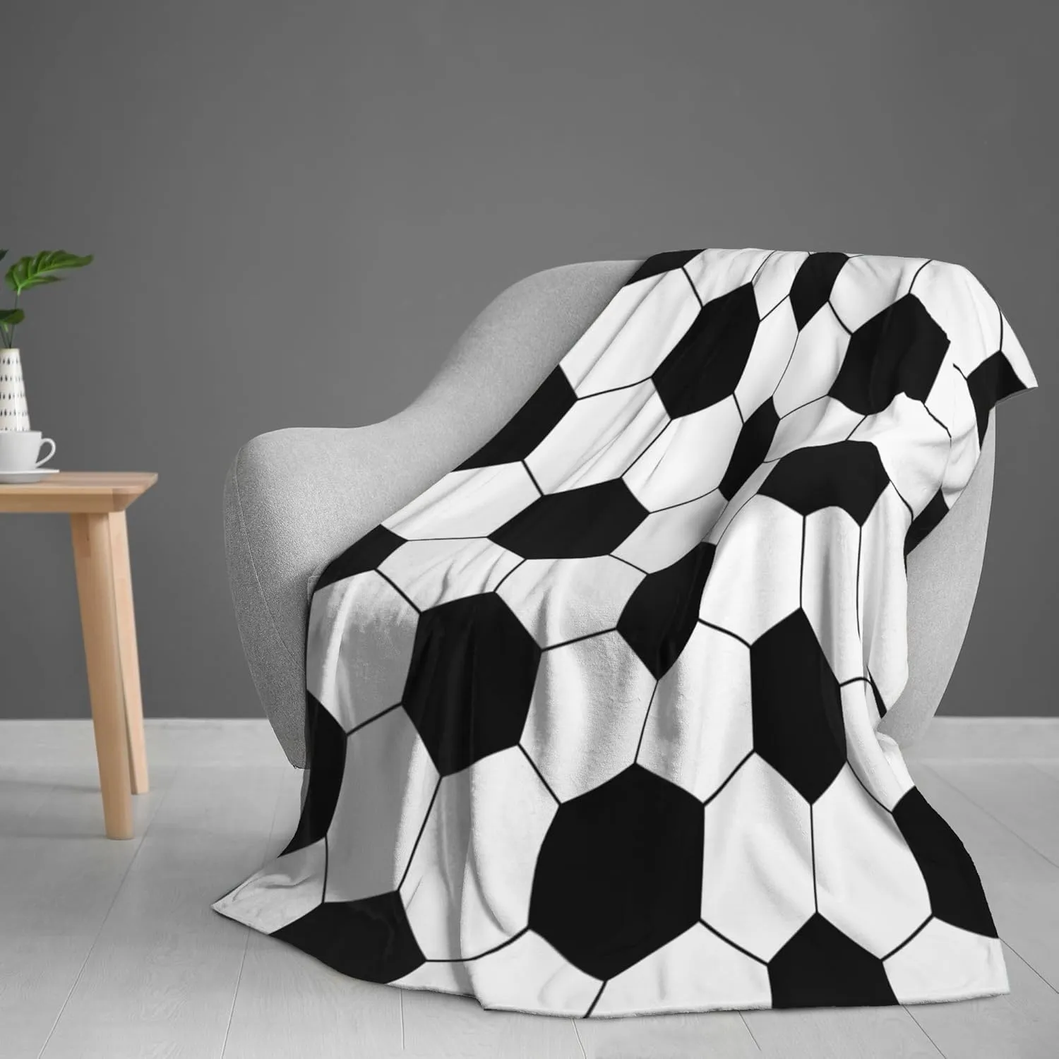 Soccer Throw Blanket, 320gsm Kids Blanket Fluffy Cozy Soft Warm Plush Lightweight Decorative Blanket Gifts for Boys Girls Women Men Baby, Blankets Quilt for Bed Sofa Chair Couch(60"x50")