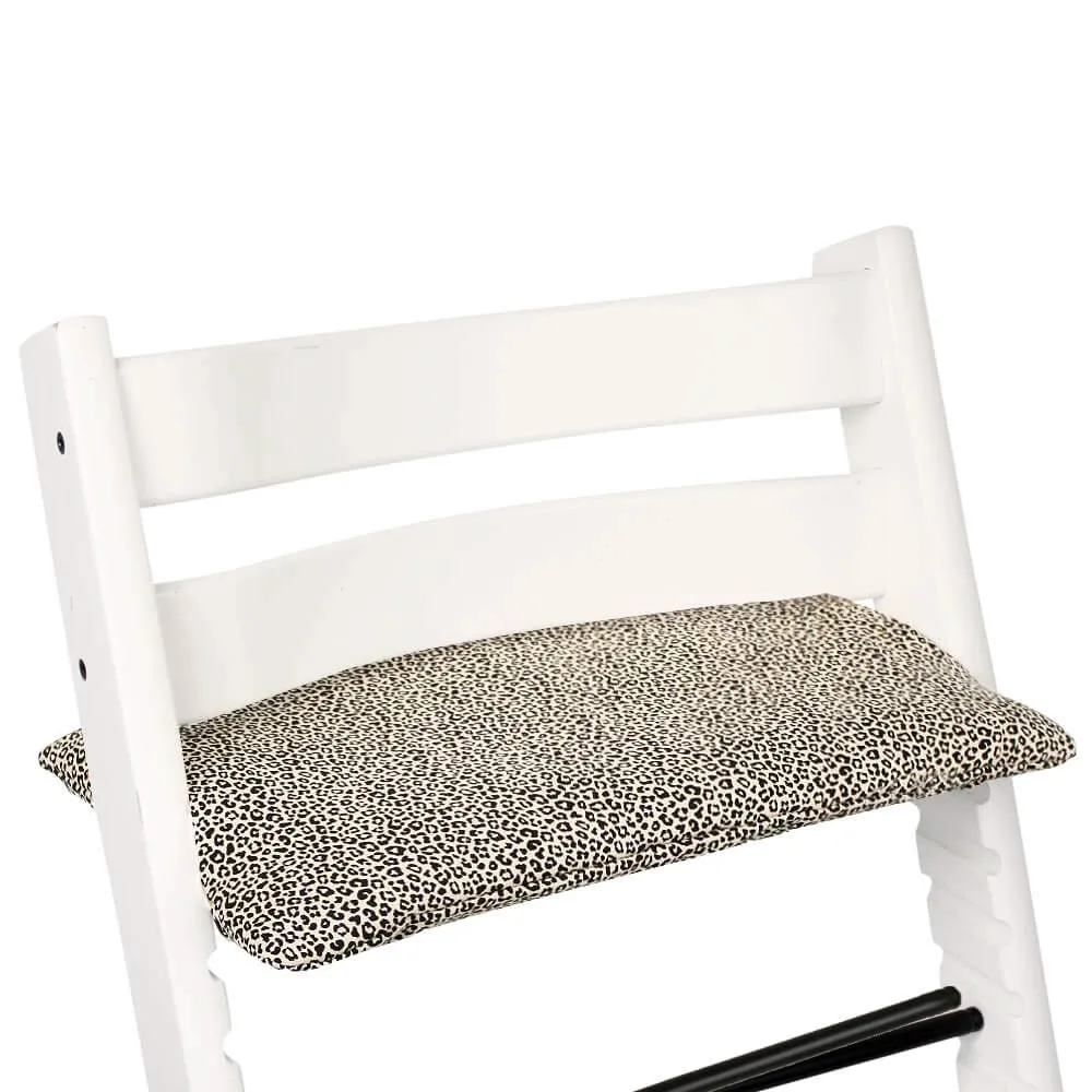 UKJE Cushion Compatible with Stokke Tripp Trapp - Cushion for High Chair, Baby Seat Padding, High Chair Accessories, Sitting Cover, Coated Fabric, Stylish Patterns (1 Piece, Sand Leopard)